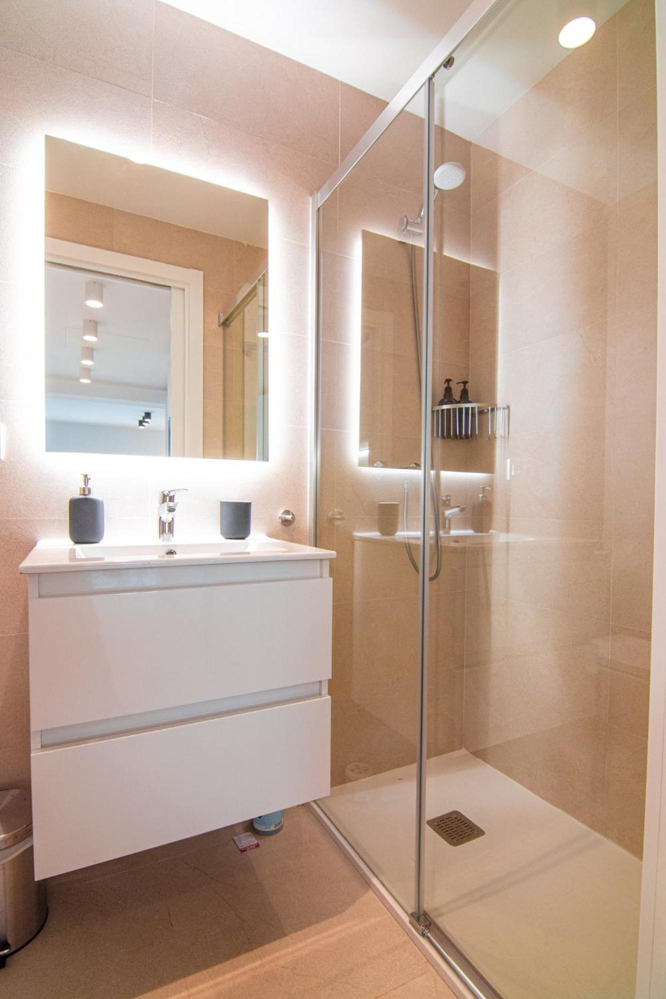 Apartamento Edomus Puerta De La Barqueta Sevilla